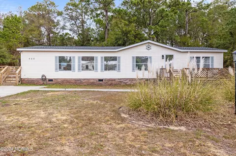 625 Soundside Dr, Wilmington, NC 28412