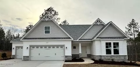 126 Woodland Cir, Foxfire Village, NC 27281