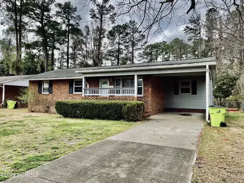 141 Woodland Dr, Havelock, NC 28532