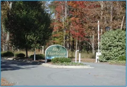 93 94 Waters Edge Dr, Chocowinity, NC 27817 photo 4