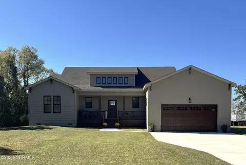 102 Emperors Isle, Coinjock, NC 27923
