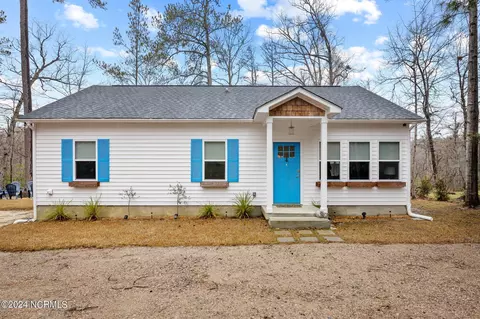 107 Deep Creek Rd, Chocowinity, NC 27817