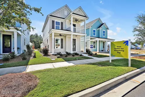 1016 Gathering Way, Wilmington, NC 28412