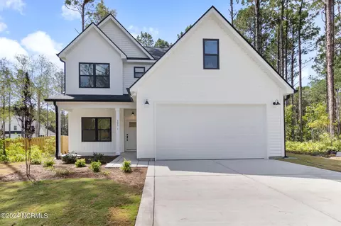 303 1 Crosswood Dr, Holly Ridge, NC 28445