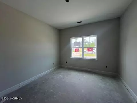 606 Macy Pl, Hubert, NC 28539 photo 9