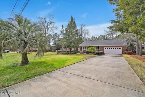 3618 Kirby Smith Dr, Wilmington, NC 28409