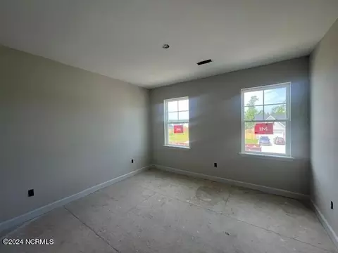 604 Macy Pl, Hubert, NC 28539 photo 9