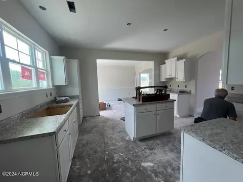 604 Macy Pl, Hubert, NC 28539 photo 6