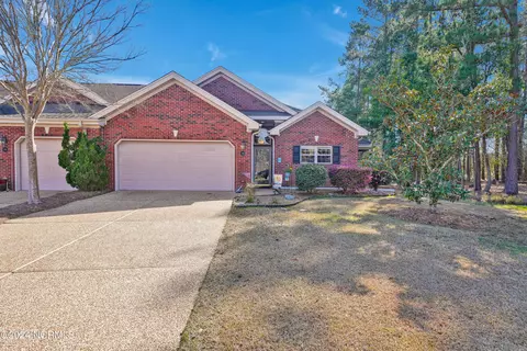 816 Greystone Ct, Winnabow, NC 28479