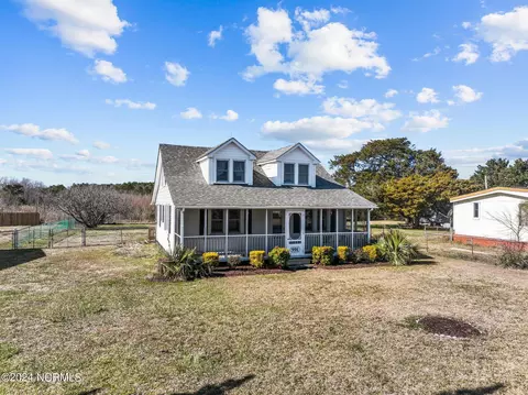 991 Waterlily Rd, Coinjock, NC 27923
