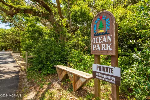 View/Area - 259 Oakleaf Dr, Pine Knoll Shores, NC 28512 photo 9 of 21