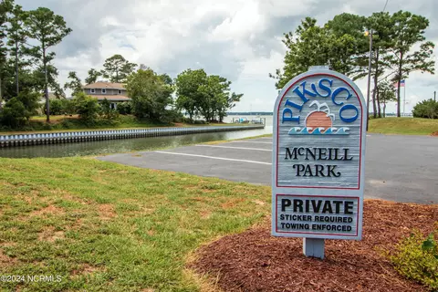 View/Area - 259 Oakleaf Dr, Pine Knoll Shores, NC 28512 photo 17 of 21