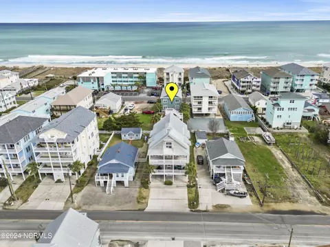 910 Canal Dr UNIT B, Carolina Beach, NC 28428
