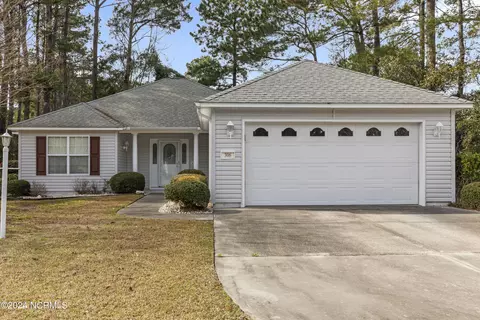 306 Jasmine S, Swansboro, NC 28584