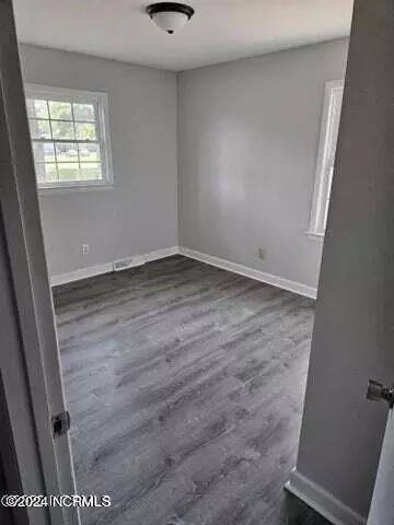 902 Cunningham Rd, Kinston, NC 28501 photo 5