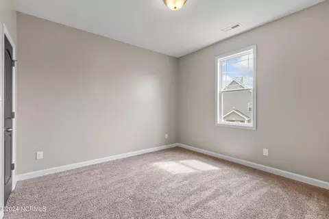 904 Haystack Ln, Jacksonville, NC 28546 photo 33