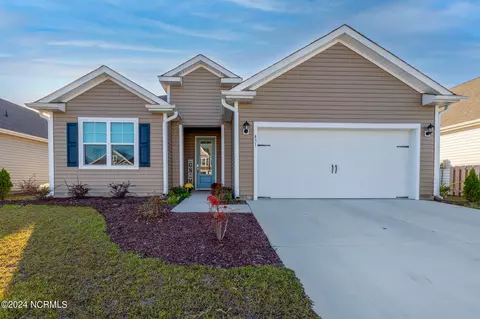 431 Edgewater Way, Surf City, NC 28445