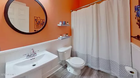 Bath - 723 Nobles Mill Rd, Deep Run, NC 28525 photo 3 of 4