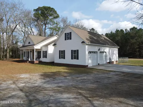 Exterior - 723 Nobles Mill Rd, Deep Run, NC 28525 photo 4 of 8