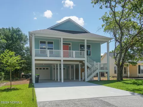 148 NE 8th St, Oak Island, NC 28465