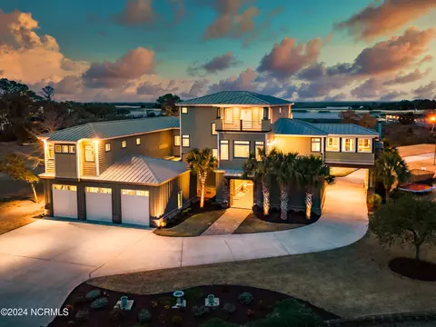 5619 Captains Ln, Wilmington, NC 28409
