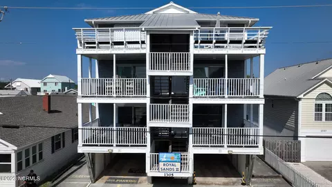 1305 Carolina Beach Ave N #1B, Carolina Beach, NC 28428