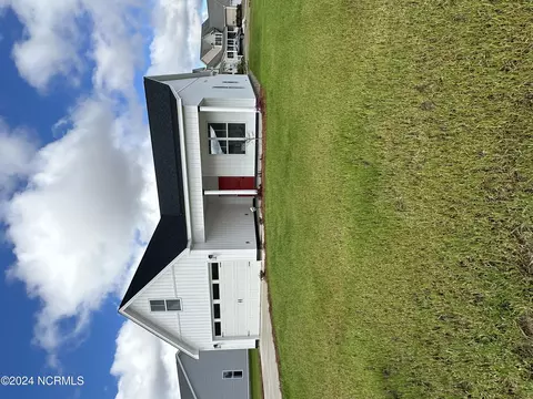 3800 Belfair Dr, Winterville, NC 28590