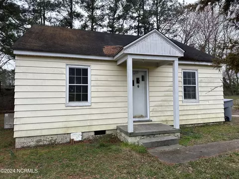 1813 W Main St, Murfreesboro, NC 27855