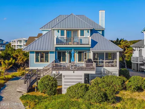 9 Starrush Trl, Bald Head Island, NC 28461