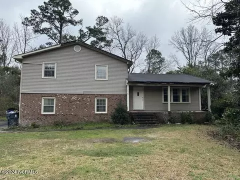 758 Albemarle Pl SE, Leland, NC 28451