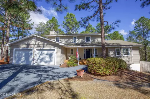 3 Lake Side Ln, Pinehurst, NC 28374