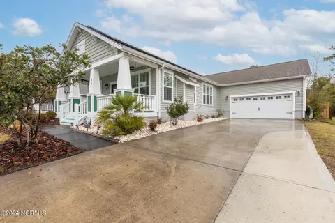 451 Belvedere Dr, Holly Ridge, NC 28445