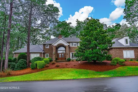 110 Hearthstone Rd, Pinehurst, NC 28374 photo 1