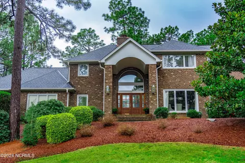 110 Hearthstone Rd, Pinehurst, NC 28374 photo 2