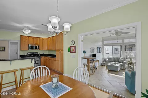 Dining - 100 Nanticoke Ct, Chocowinity, NC 27817 photo 3 of 3