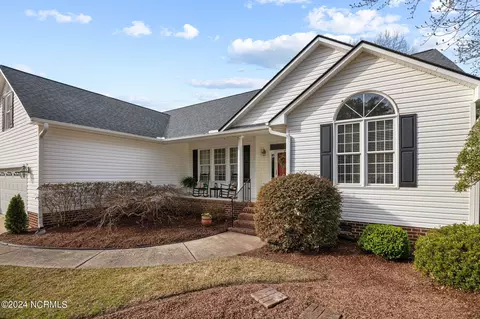 Exterior - 100 Nanticoke Ct, Chocowinity, NC 27817 photo 3 of 20