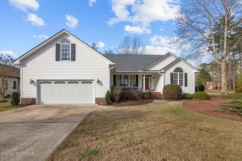 100 Nanticoke Ct, Chocowinity, NC 27817