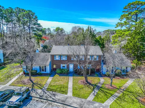 4908 Pompano Ct, Wilmington, NC 28403