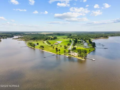 22 Windmill Point Ests, Belhaven, NC 27810