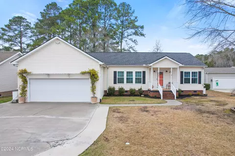 1059 Cedar Ct SW, Calabash, NC 28467