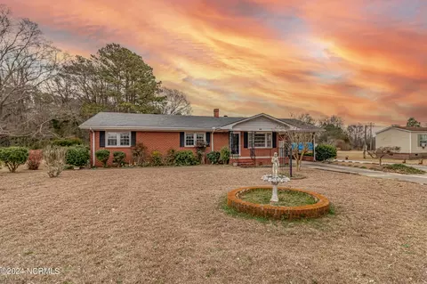 126 Rosewood Rd, Goldsboro, NC 27530