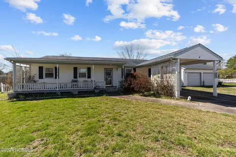 115 Croaker St, Moyock, NC 27958