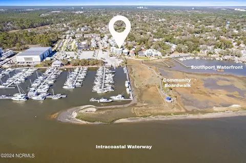 600 W Brunswick St UNIT 6, Southport, NC 28461