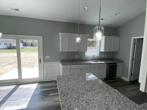 Kitchen - 3017 Condor Ct, Deep Run, NC 28525 photo 3 of 6
