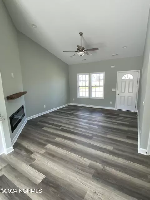 Living - 3017 Condor Ct, Deep Run, NC 28525 photo 4 of 5