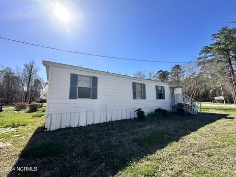 301 Pineview Dr, Edenton, NC 27932 photo 3