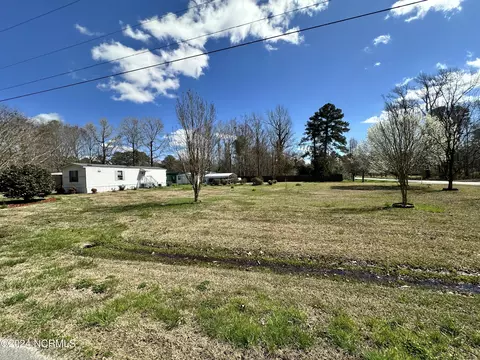 301 Pineview Dr, Edenton, NC 27932 photo 8