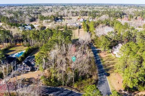 124 Gladiola Dr, Hampstead, NC 28443