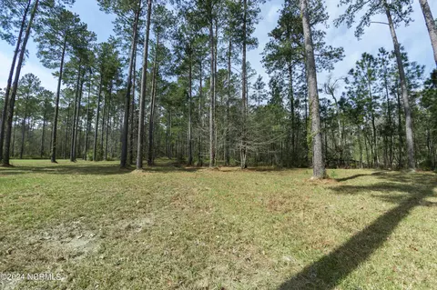 73 Cassie May Blvd, Oriental, NC 28571