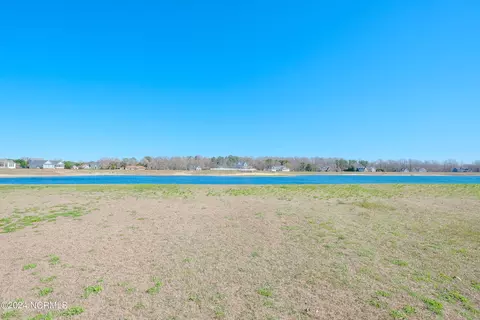 149 Schooner Landing Dr, Edenton, NC 27932